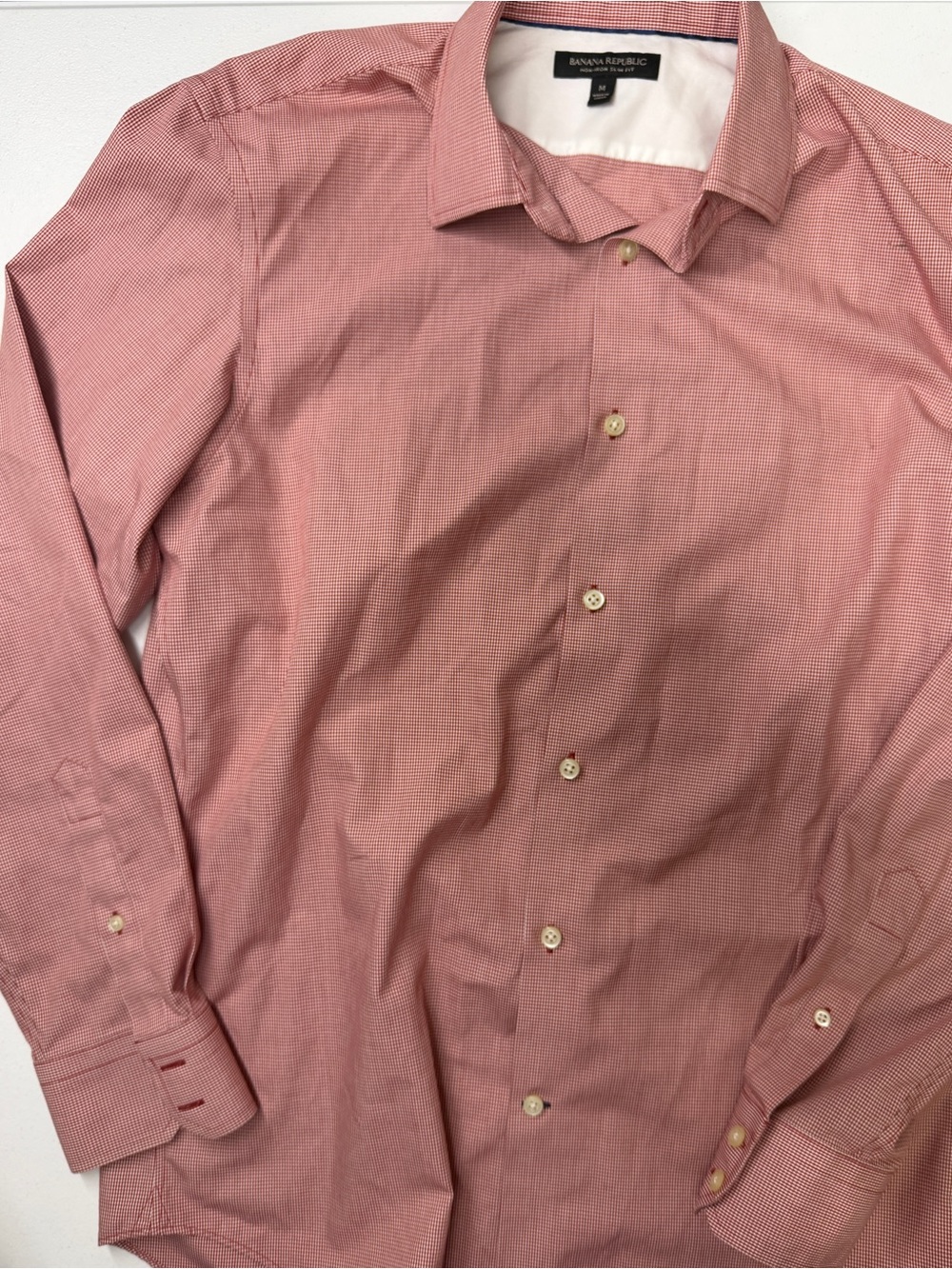 Banana Republic Men’s Medium Non-Iron Slim Fit Red Micro Check Dress Shirt